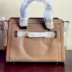 Original Coach woman’s handbag, , high quality, size 27 ,  band new